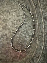 Load image into Gallery viewer, 4/8mm Necklace
