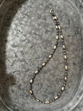 Load image into Gallery viewer, Mixed Pearl Necklace
