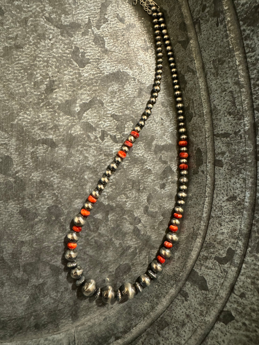 4-10mm Mixed Pearls/Red Spiny