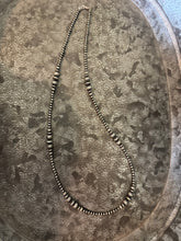 Load image into Gallery viewer, Mixed Pearl Necklace
