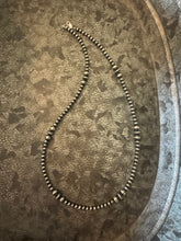 Load image into Gallery viewer, 4/6mm + Saucer Necklace
