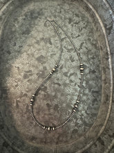 Load image into Gallery viewer, Mixed Pearl Necklace
